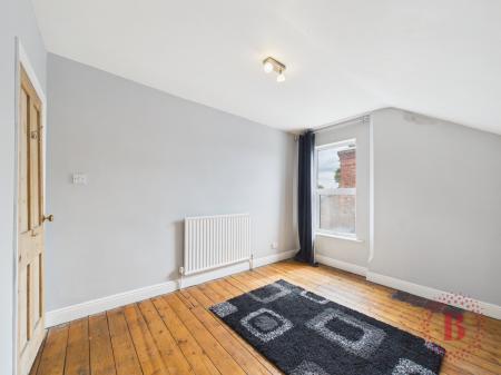 5 bedroom Semi-detached house for sale in Henry Road, West Bridgford, NG2