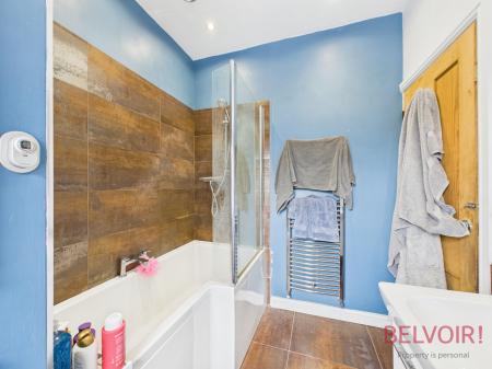 5 bedroom Semi-detached house for sale in Henry Road, West Bridgford, NG2