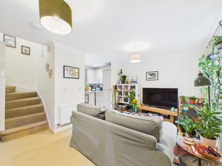 2 bedroom Semi-detached house for sale in Swindale Close, Nottingham, NG2