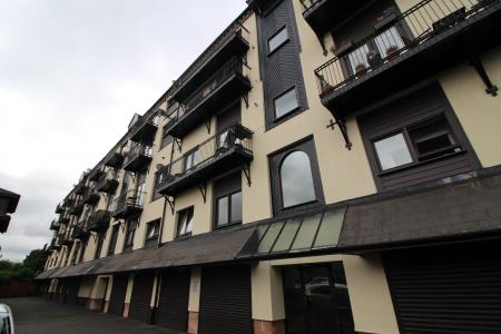 2 bedroom Flat for sale in Turneys Court, West Bridgford, NG2