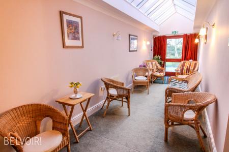 1 bedroom Flat for sale in Westcliffe Court, Radcliffe-On-Trent, NG12