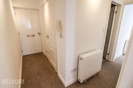 1 bedroom Flat for sale in Westcliffe Court, Radcliffe-On-Trent, NG12