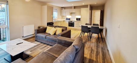 2 bedroom Bungalow to let in Devonshire Court, West Bridgford, NG2
