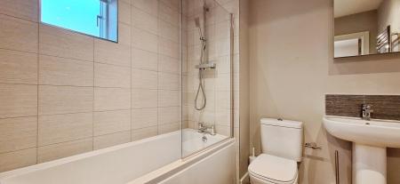 2 bedroom Bungalow to let in Devonshire Court, West Bridgford, NG2