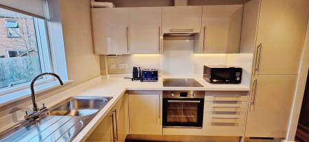 2 bedroom Bungalow to let in Devonshire Court, West Bridgford, NG2