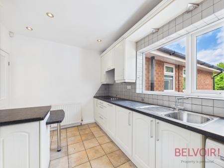 3 bedroom Bungalow for sale in Hallfields, Edwalton, Nottingham, NG12