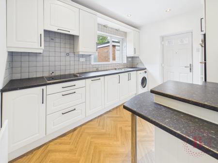 3 bedroom Bungalow for sale in Hallfields, Edwalton, Nottingham, NG12