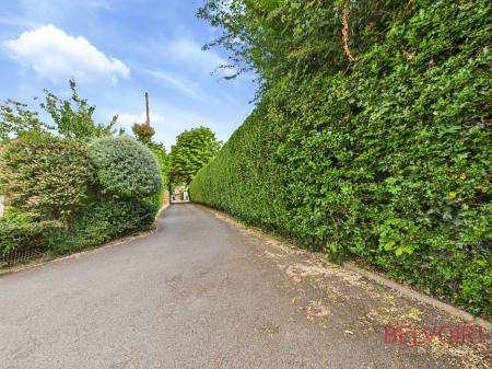 3 bedroom Bungalow for sale in Hallfields, Edwalton, Nottingham, NG12