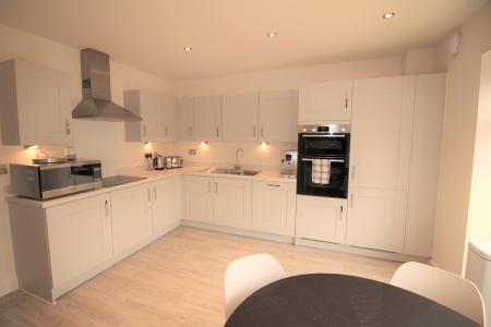 Albertine Gardens, Edwalton, Nottingham, NG12