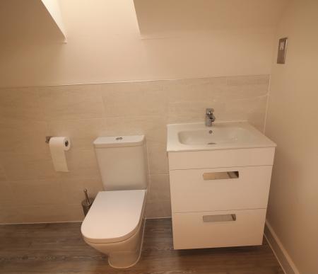 3 bedroom Semi-detached house to let in Albertine Gardens, Edwalton, Nottingham, NG12