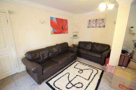 2 bedroom Flat to let in Turneys Court, Turneys Quay, Nottingham, NG2
