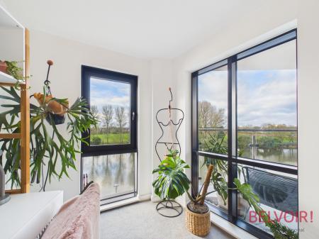 2 bedroom Apartment for sale in Yacht Club Place, Colwick, NG2