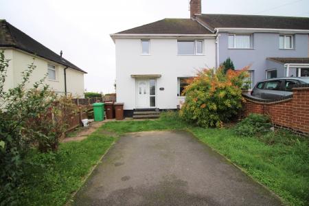 3 bedroom Detached house to let in Summerwood Lane, Clifton, Nottingham, NG11