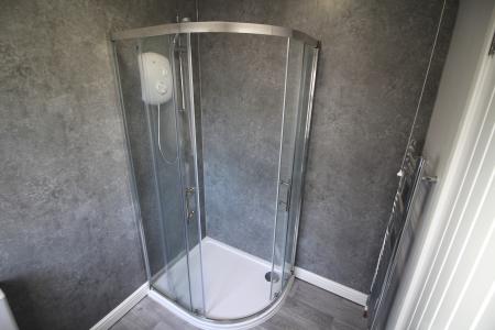 2 bedroom Flat to let in Musters Road, West Bridgford, NG2