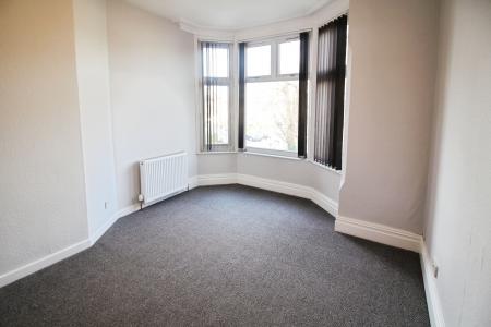 2 bedroom Flat to let in Musters Road, West Bridgford, NG2