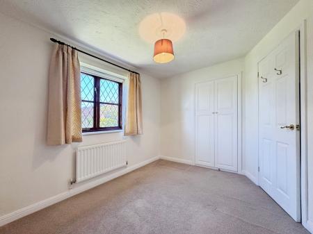 4 bedroom Detached house to let in Bowscale Close, Gamston, Nottingham, NG2