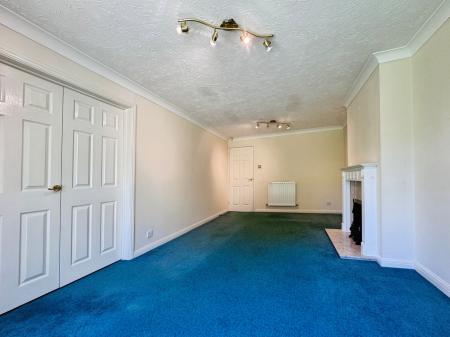 4 bedroom Detached house to let in Bowscale Close, Gamston, Nottingham, NG2