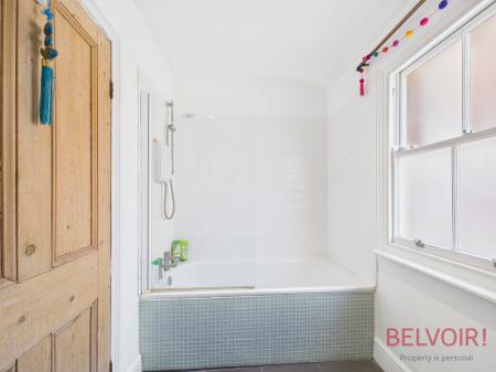 4 bedroom Semi-detached house for sale in Trent Boulevard, Lady Bay, West Bridgford, NG2