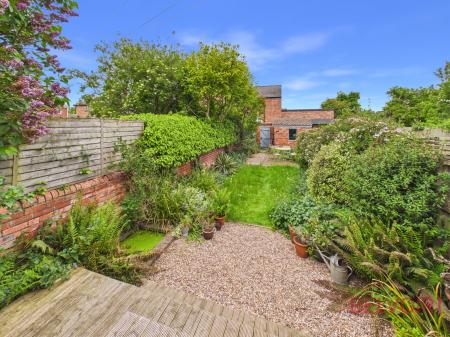 4 bedroom Semi-detached house for sale in Trent Boulevard, Lady Bay, West Bridgford, NG2