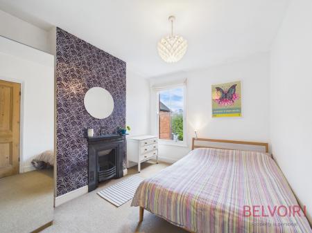 4 bedroom Semi-detached house for sale in Trent Boulevard, Lady Bay, West Bridgford, NG2