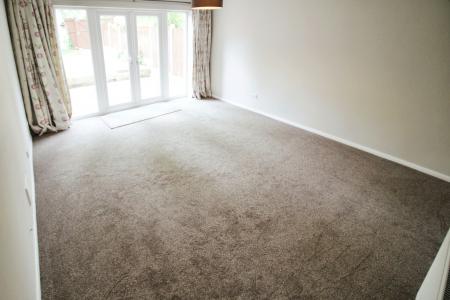 2 bedroom Town house to let in Bluecoat Close, Nottingham, NG1