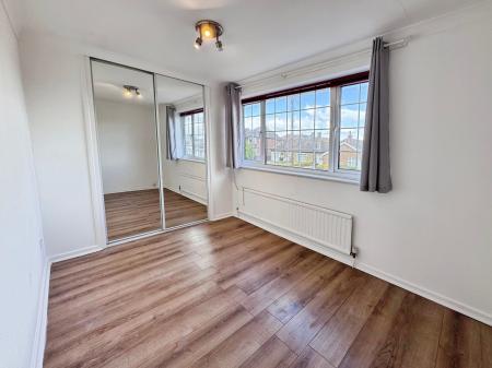 5 bedroom Detached house to let in Leahurst Road, West Bridgford, NG2