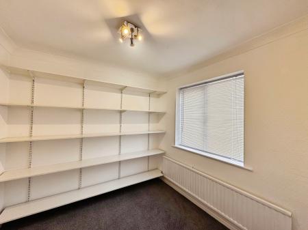 5 bedroom Detached house to let in Leahurst Road, West Bridgford, NG2