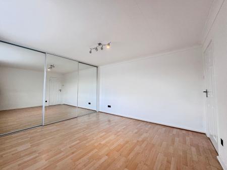 5 bedroom Detached house to let in Leahurst Road, West Bridgford, NG2