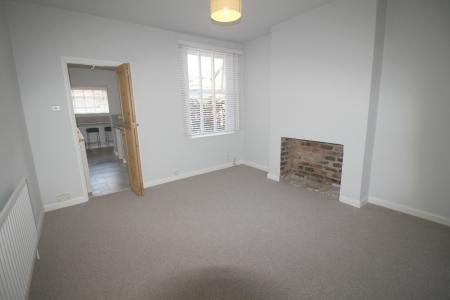 2 bedroom Terraced House to let in Manvers Road, West Bridgford, NG2