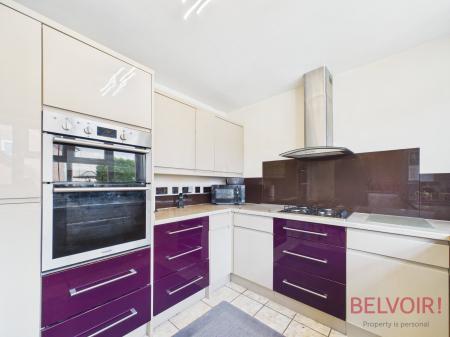 4 bedroom Detached house for sale in Linksfield Court, West Bridgford, NG2