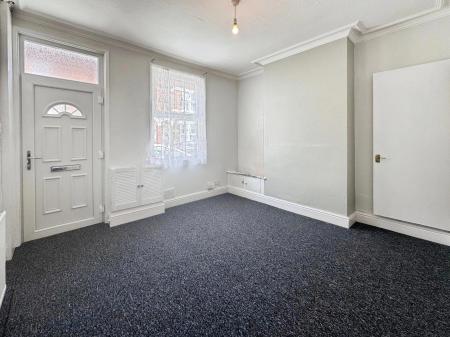 Glapton Road, Embankment, Nottingham, NG2