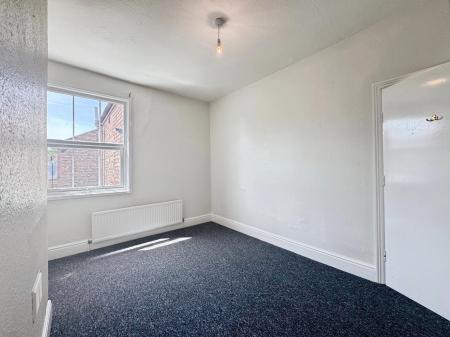 3 bedroom Terraced House to let in Glapton Road, Embankment, Nottingham, NG2