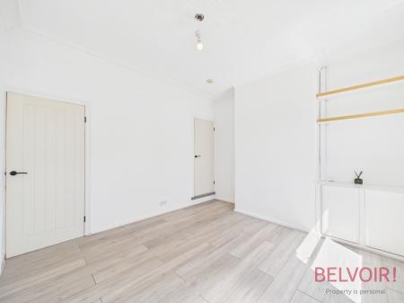 2 bedroom Terraced House for sale in Eckington Terrace, Nottingham, NG2