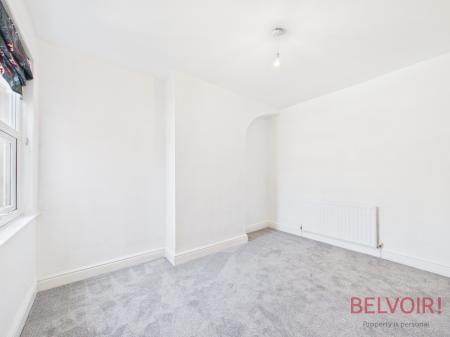 2 bedroom Terraced House for sale in Eckington Terrace, Nottingham, NG2