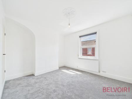 2 bedroom Terraced House for sale in Eckington Terrace, Nottingham, NG2