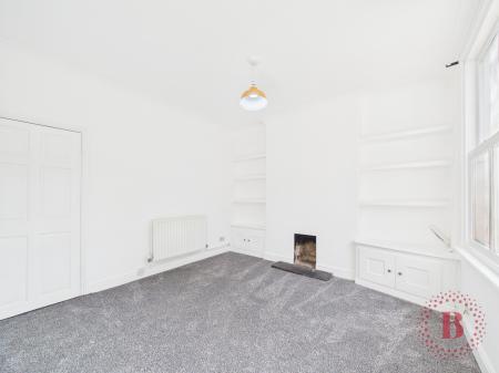 2 bedroom Terraced House for sale in Highfield Grove, West Bridgford, NG2
