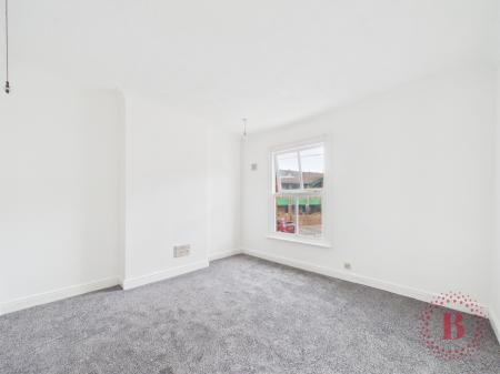 2 bedroom Terraced House for sale in Highfield Grove, West Bridgford, NG2