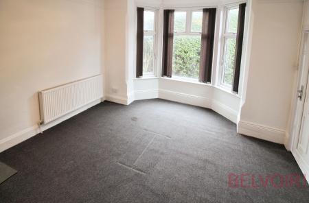 2 bedroom Flat to let in Musters Road, West Bridgford, NG2