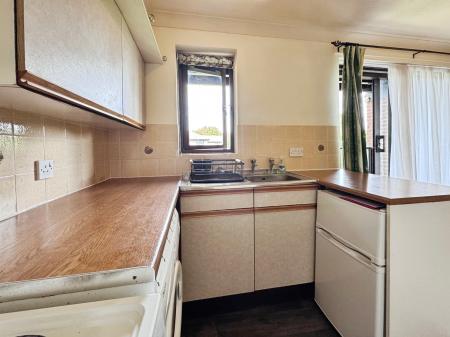 1 bedroom Flat to let in Alderney street, Nottingham, NG7
