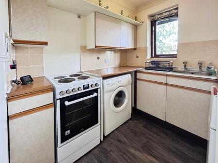 1 bedroom Flat to let in Alderney street, Nottingham, NG7
