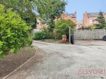 3 bedroom Apartment to let in Henry Mews, West Bridgford, NG2