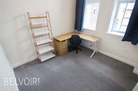 3 bedroom Flat to let in 54 Green Street, The Meadows, Nottingham, NG2