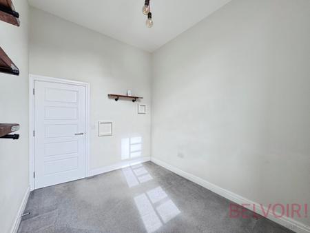 3 bedroom Flat to let in Mundella House