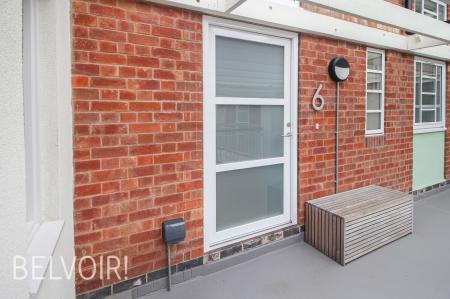 3 bedroom Flat to let in 54 Green Street, The Meadows, Nottingham, NG2