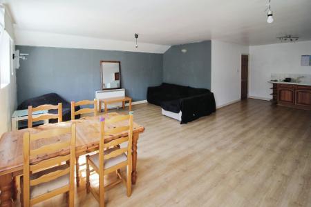 1 bedroom Flat to let in Mill Close, Old Basford, Nottingham, NG6