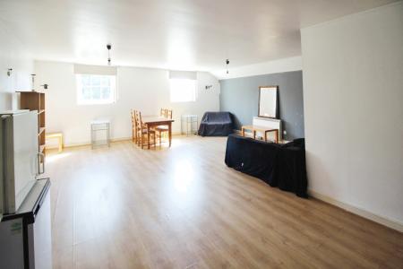 1 bedroom Flat to let in Mill Close, Old Basford, Nottingham, NG6