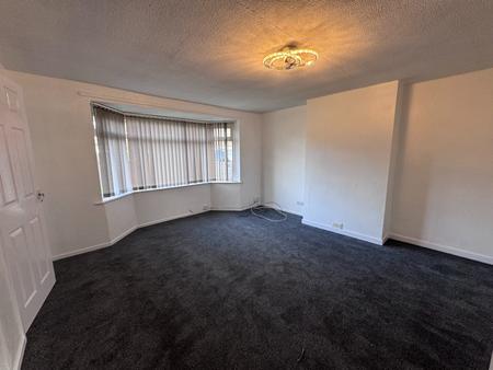 3 bedroom Semi-detached house to let in Honister Close, Clifton, Nottingham, NG11
