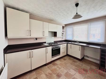 2 bedroom End of terrace house to let in Pitcairn Close, Nottingham, NG2
