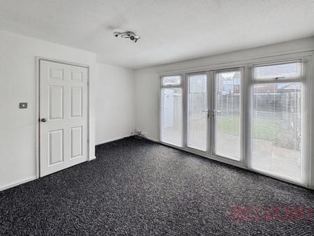 2 bedroom End of terrace house to let in Pitcairn Close, Nottingham, NG2