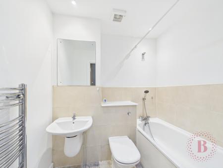 1 bedroom Flat for sale in Queens Road, Nottingham, NG2